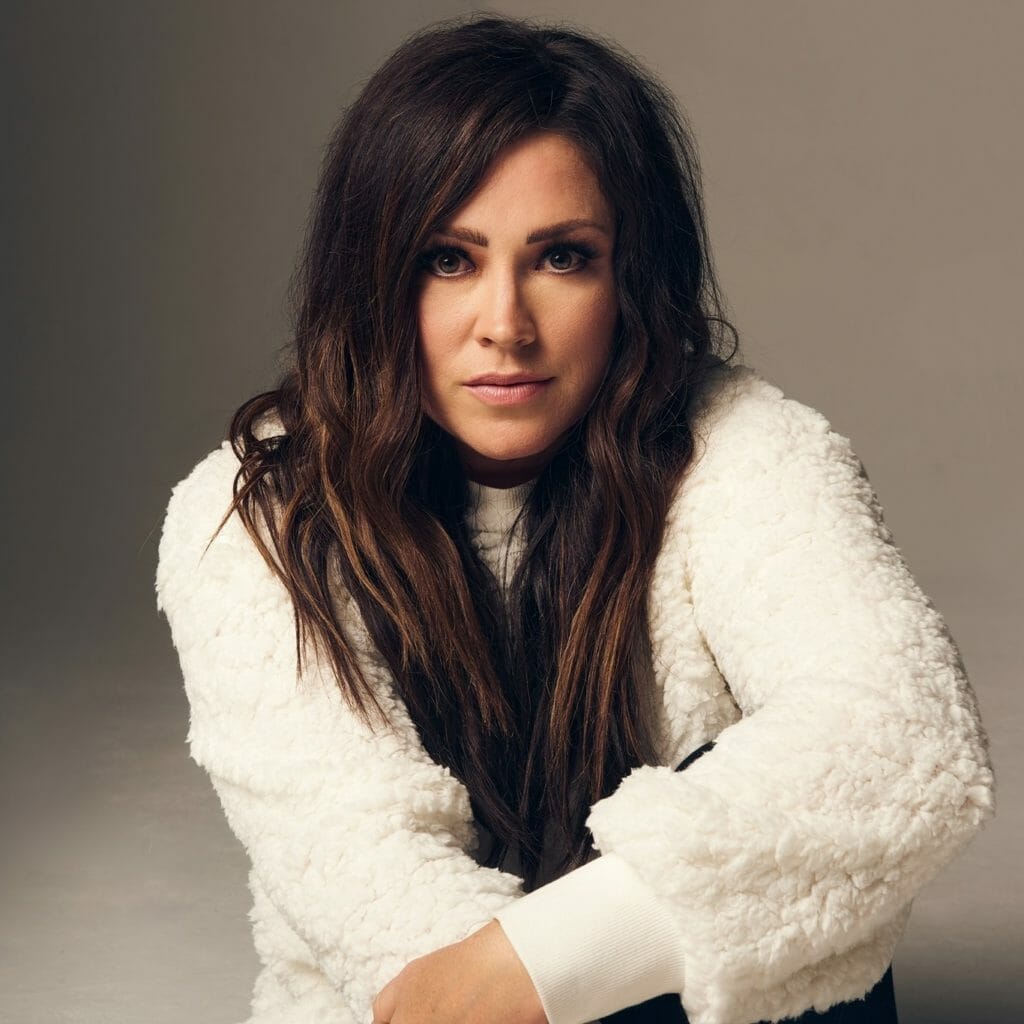 Kari Jobe: Saturday, April 22, 2023